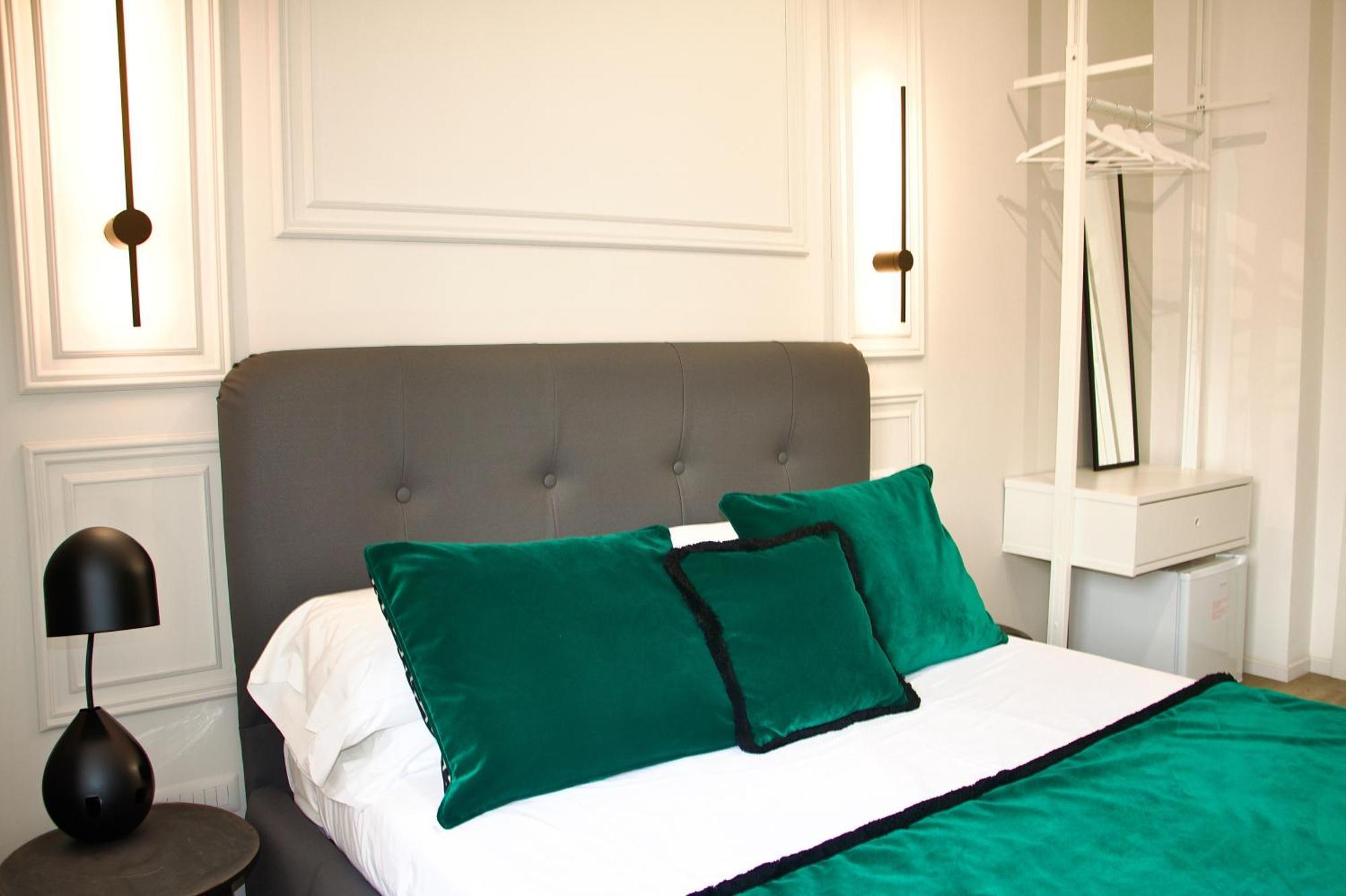 Xcross Suites Basilica San Paolo Roma Esterno foto
